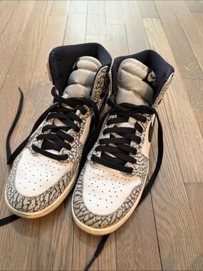 Nike Jordan 1 Retro High OG "White Cement" sneakers